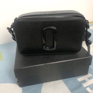 Marc Jacobs black camera bag